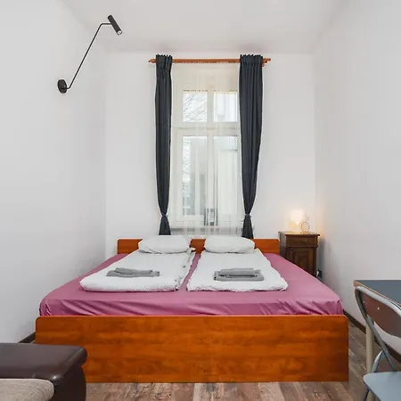 Riverside Center With Classic Vibes - By Upstairs * Krakau